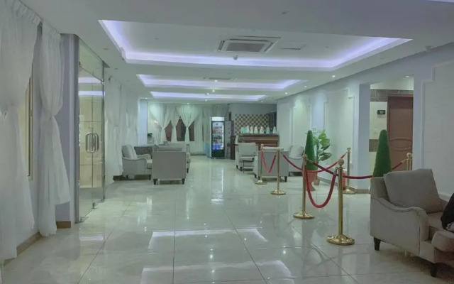 Al Muteb Suites Al Yasmeen