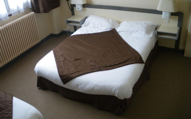 Hotel Continental - Contact Hotel