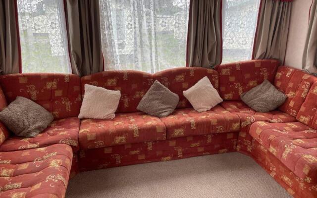 Lovely 3 bedroom 8 berth caravan in Rhyl