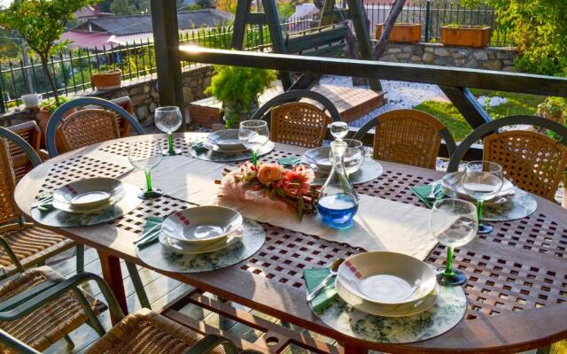 Nikos Stone House 80m from the beach with wifi