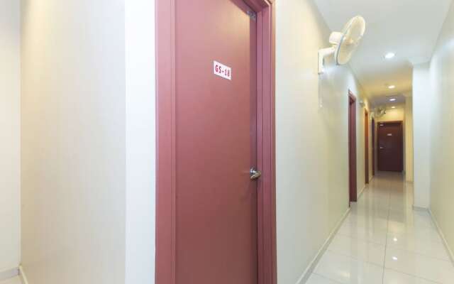 OYO 425 Hotel GS Inn