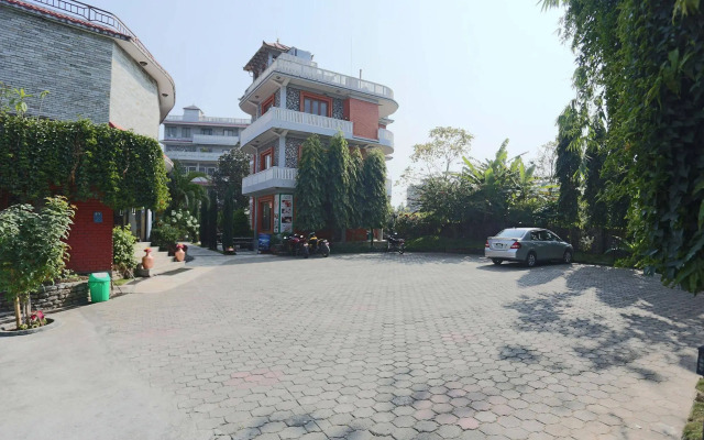 Hotel Peninsula
