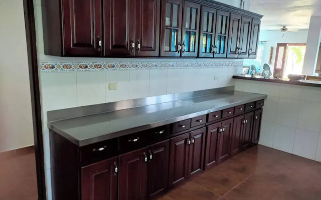 Natural Pool Villa Perfect for Families