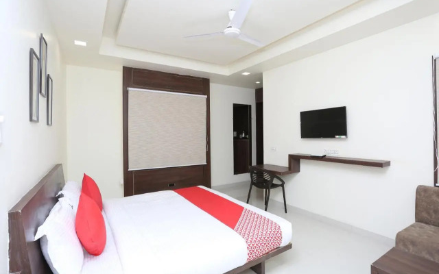 OYO 24707 Comfort Inn by OYO Rooms