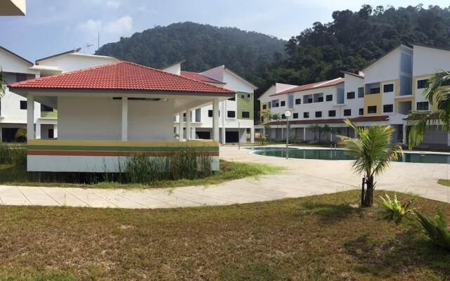 Pangkor Lot 10 Studio