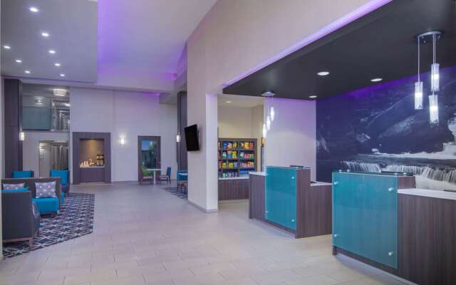 La Quinta Inn & Suites by Wyndham Chattanooga - East Ridge