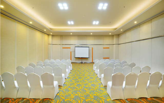 HARRIS Hotel & Residence Sunset Road Bali