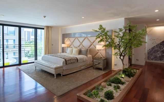 Benviar Tonson Residence