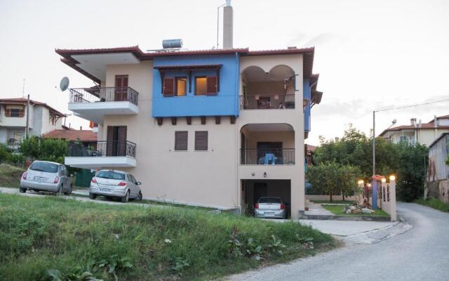Roxani's Apartments
