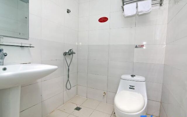 Pebble Motel (Shanghai  South Wanping Road）