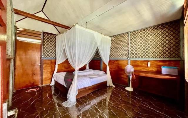 Gibran Dive Guest House