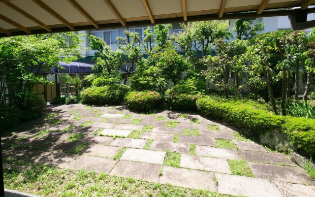 Yugawara Manyoso