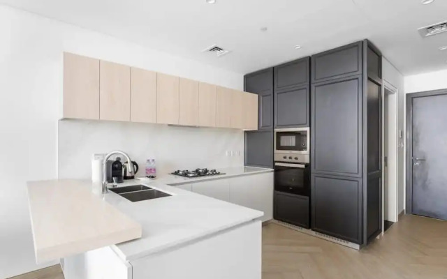 Luxurious 1-bedroom Apart With Dubai Skyline View