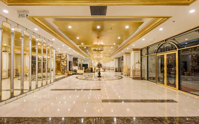 Wyndham Danang Golden Bay