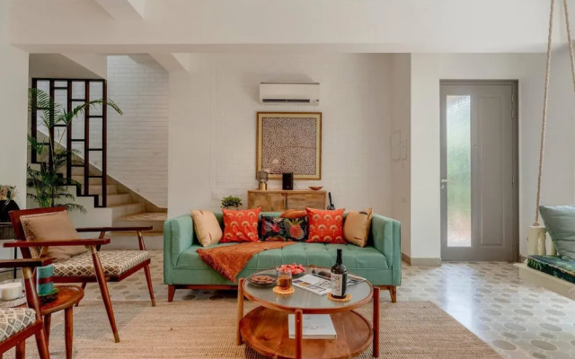 El Rocio by Hireavilla - 2BR With Pool in Assagao
