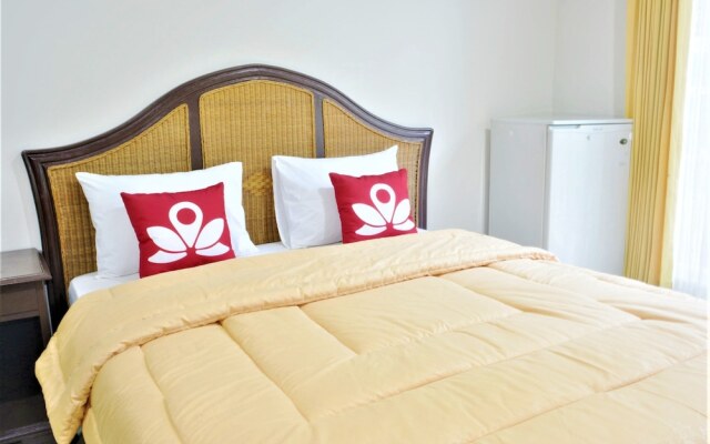 ZEN Rooms Basic Lebak Bulus