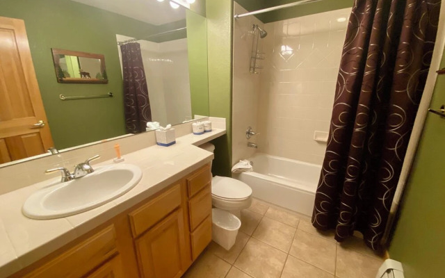 Gateway Lodge 5036 by SummitCove Vacation Lodging