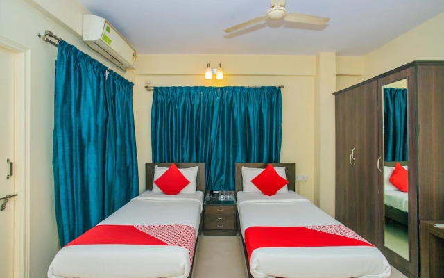 OYO 18923 Mel's Regency