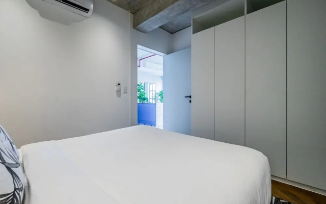 w Picturesque 2BR in Plaza Herrera