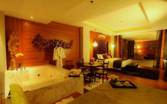 Royal Asnof Hotel
