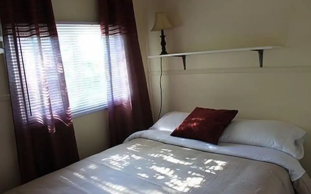 Mashkinonje Lodge