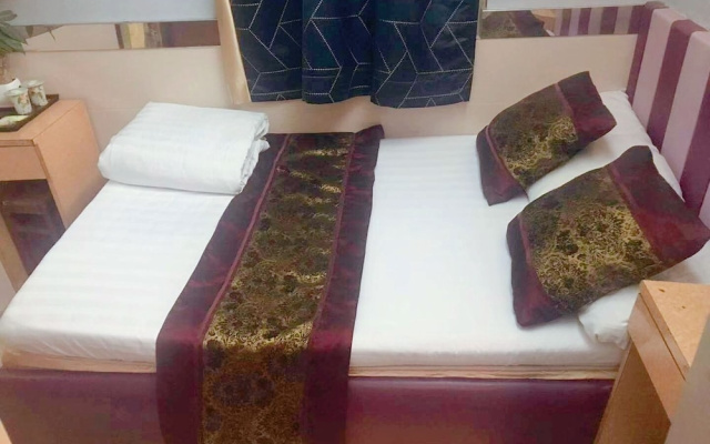 Royal Capital Hotel