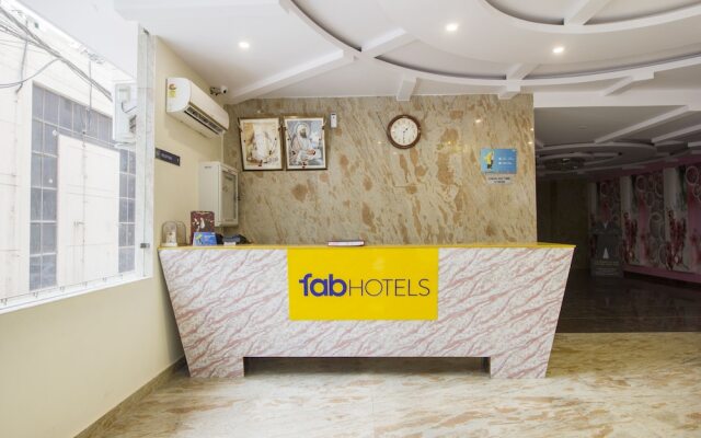 Fabhotel Aries