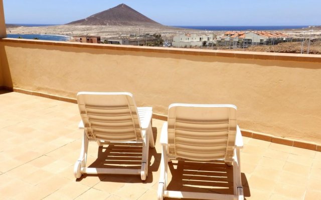 Apartment 1 Bedroom With Wifi And Sea Views 108680