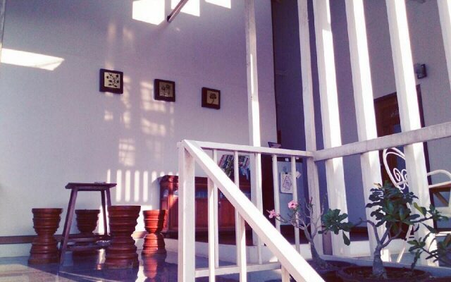 Baan Thit Guesthouse