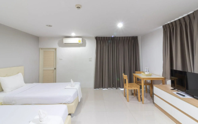 Siam Privi Hotel