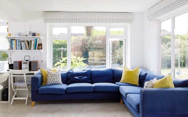 Secluded Rural Retreat Close to Beach - Sleeps 12