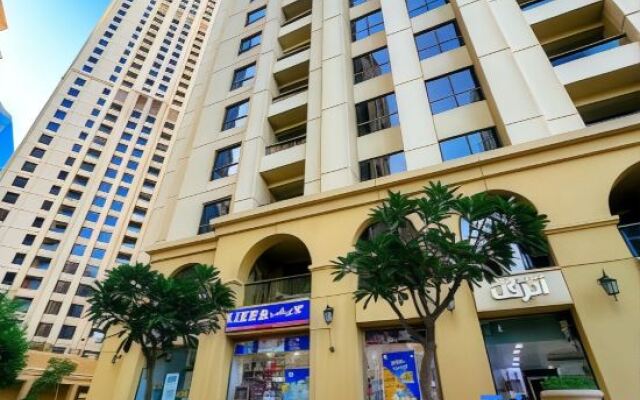 Urban Panda Hostel JBR Dubai