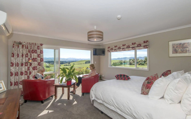 Ribbonwood Country House