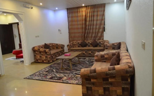 Al Dana Plaza Villas