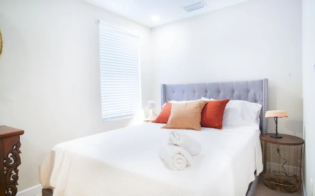 Luxury Comfort Apartment with Parking