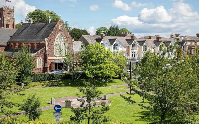 Park View Rooms & Relaxation