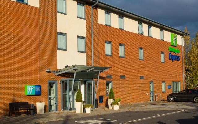 Holiday Inn Express Bedford, an IHG Hotel