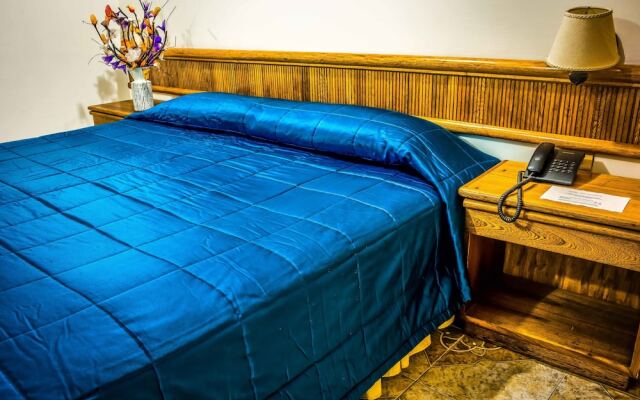 Hotel Prado 72
