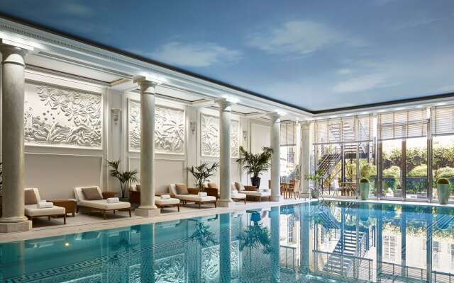 Shangri-La Paris Hotel