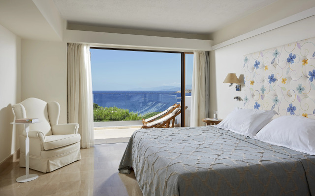 St. Nicolas Bay Resort Hotel & Villas