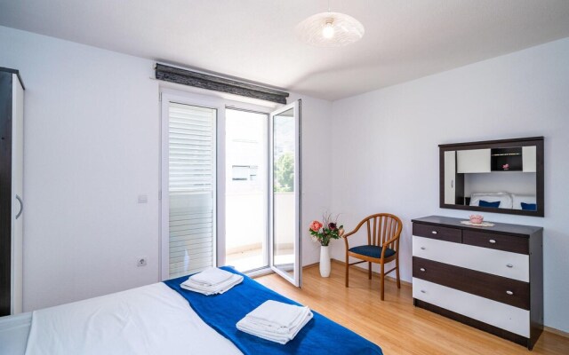 Nice Apartment in Dubrovnik With Wifi and 2 Bedrooms