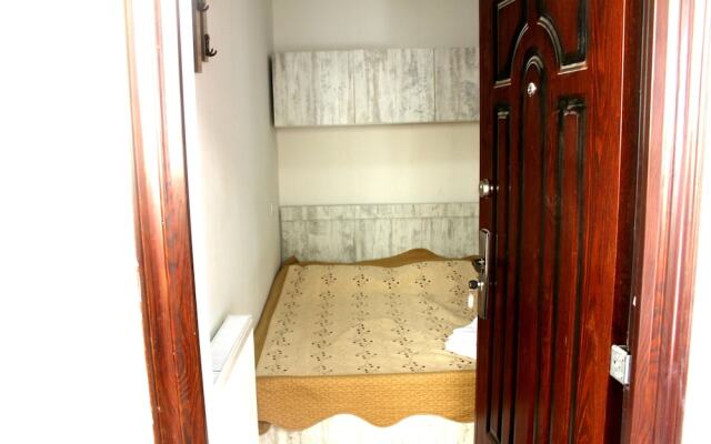 Old Avlabari Rooms