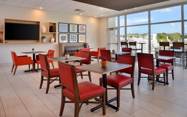 Holiday Inn Express & Suites Alachua - Gainesville Area by IHG