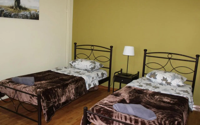 Petaluda Izabela B&B