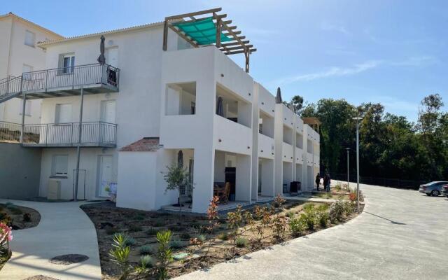 Residence Marina di Bravone - appartement 4 personnes Vue Mer 2ème etage N182