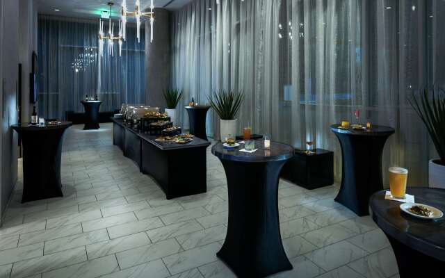 Hilton Garden Inn Seattle Bellevue Downtown, WA