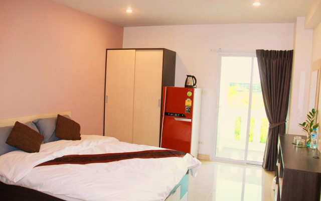 At Ease Hotel Suvarnabhumi