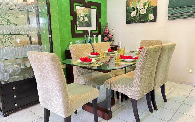 50m Praia-Tupi - WI-FI -SmartTV- Enxoval completo