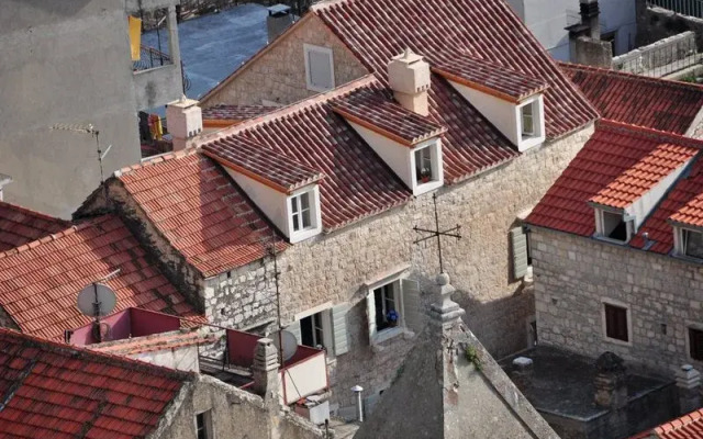 Villa Mama