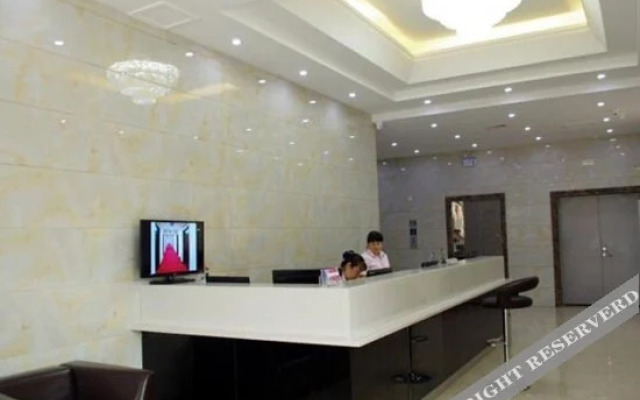 Baiji Hotel (Zhengzhou Erqi Square David City Branch)